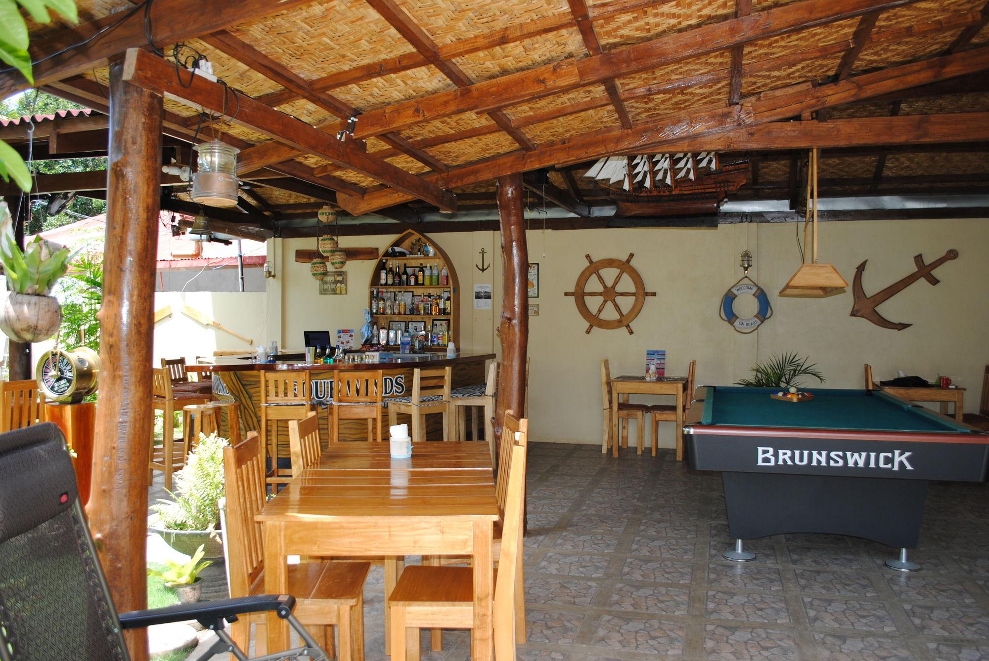 Captain'S Lodge And Bar Панглао Екстериор снимка
